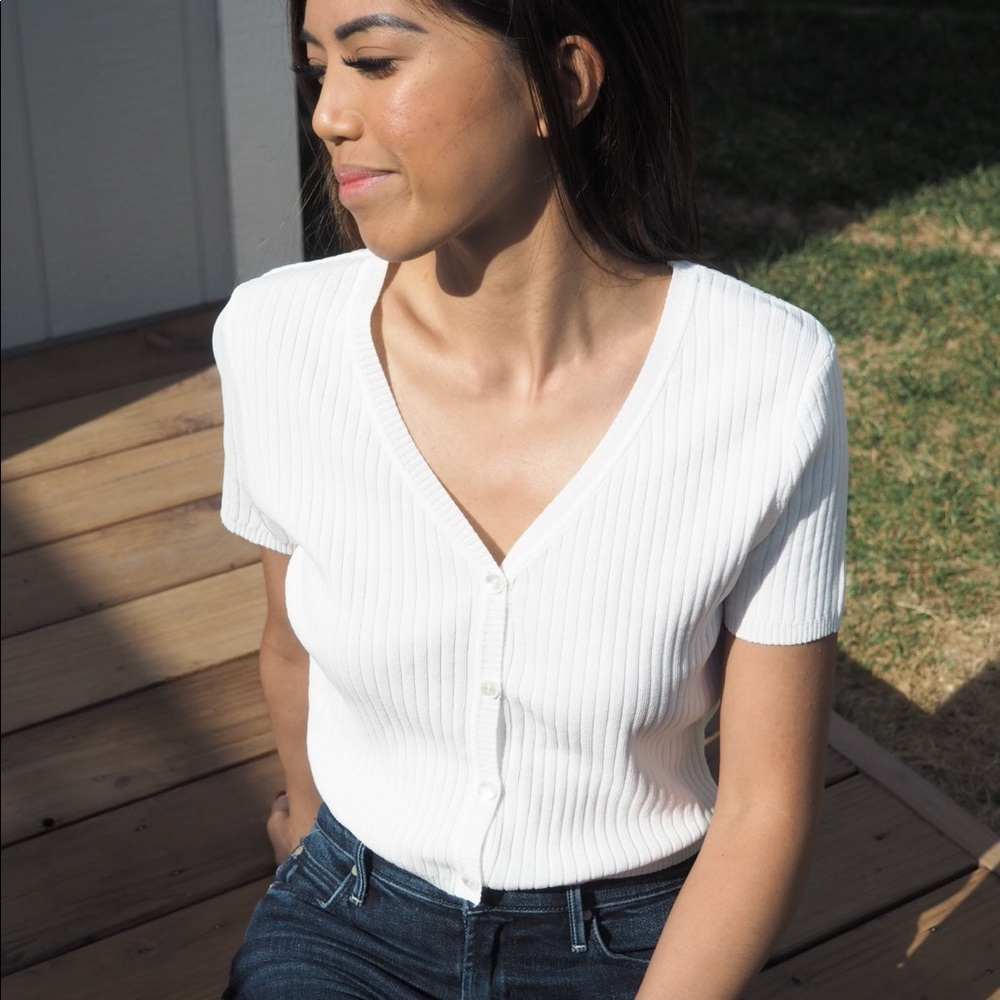 The Sonya Short Sleeve Ribbed Knit Cardigan